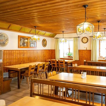 Gasthaus Und Hotel Goettler Josef Rumeltshausen Eksteriør billede